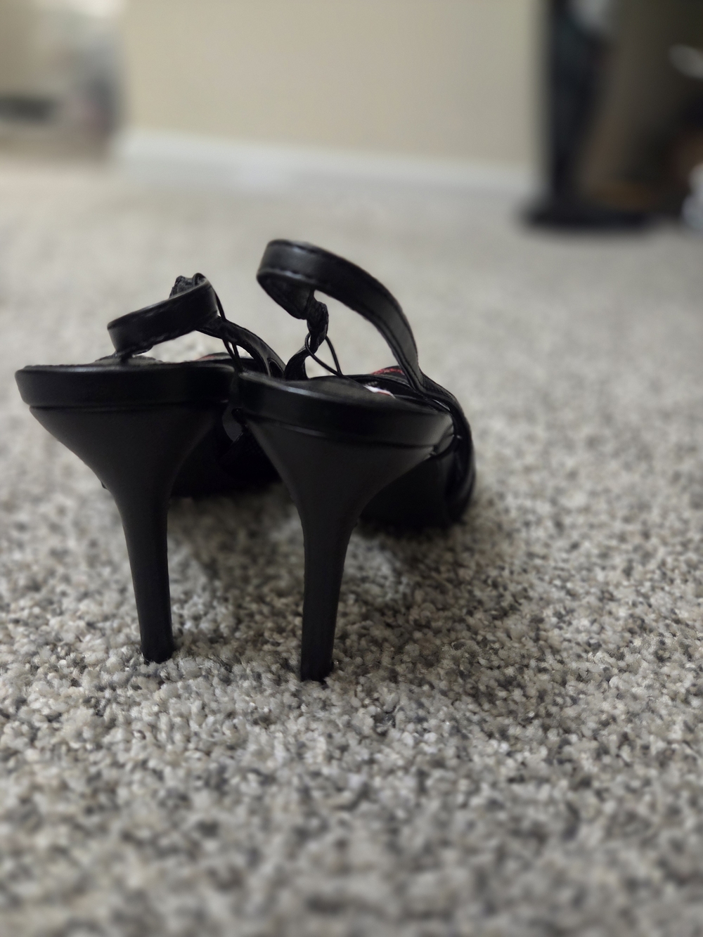 True Religion Black Slingback Heels with Pink Crystal Logo - Picture 3 of 6